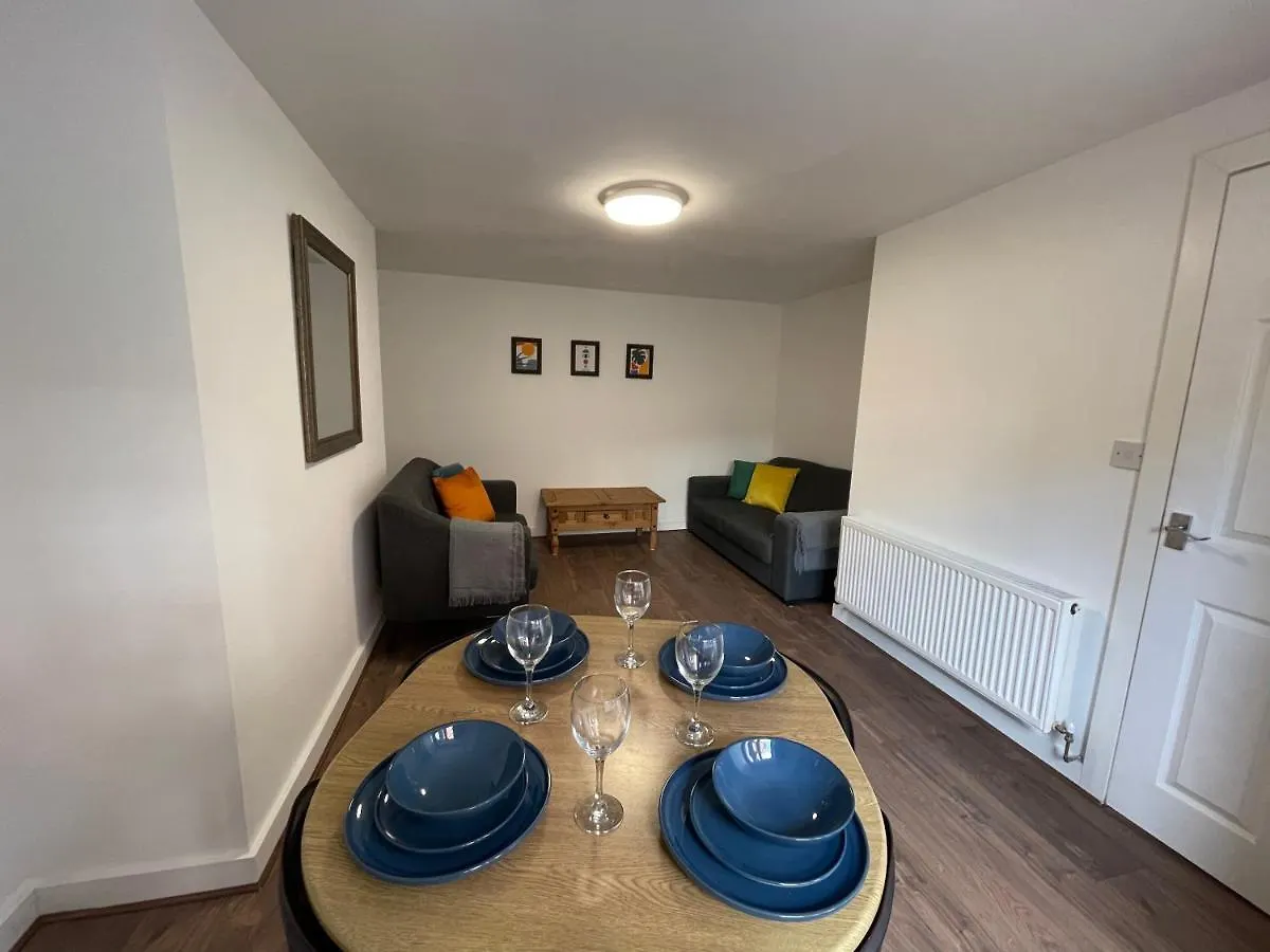 The Crescent, Flat 1 - Stockport, Manchester location